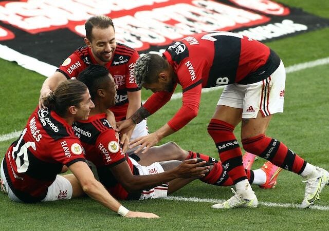 Flamengo vence Cuiabá